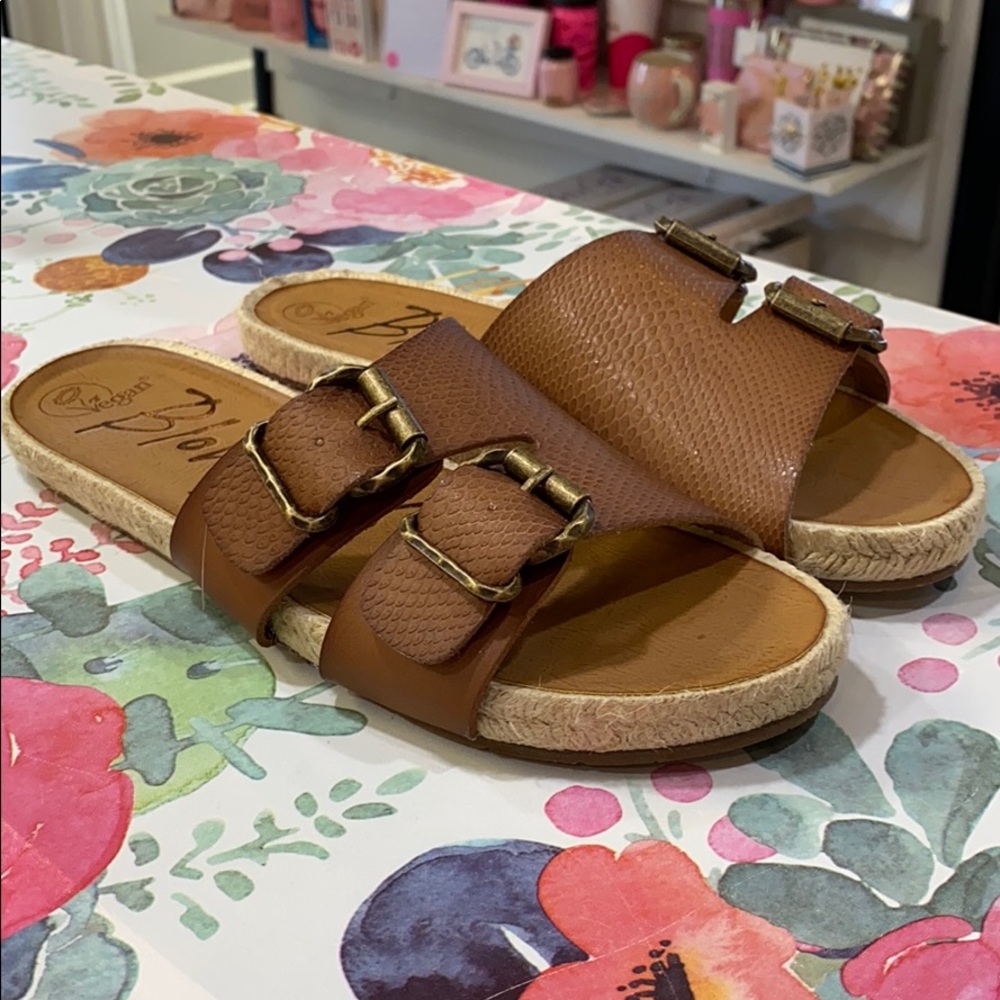 Brand new brown Blowfish sandals